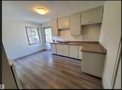11331 111 Avenue Nw, Edmonton, AB 