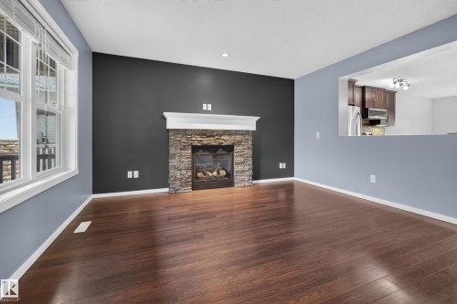 5241 2A Avenue Sw, Edmonton, AB 