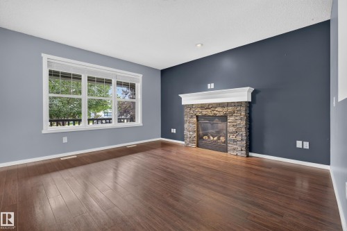5241 2A Avenue Sw, Edmonton, AB 