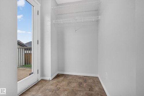 5241 2A Avenue Sw, Edmonton, AB 