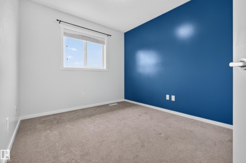 5241 2A Avenue Sw, Edmonton, AB 