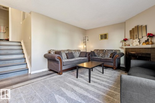 #40 9520 174 St Nw, Edmonton, AB 