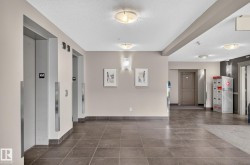 Lobby - 