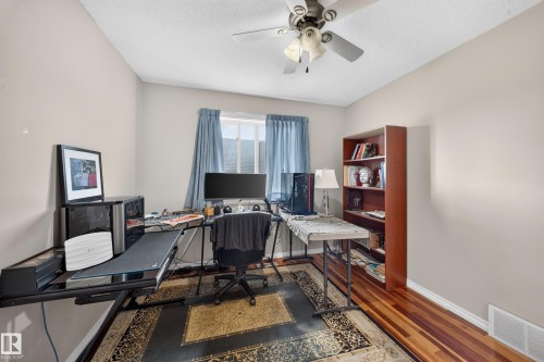 16423 61 Street Nw, Edmonton, AB 