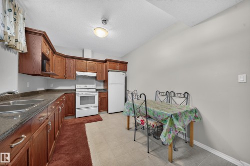 16423 61 Street Nw, Edmonton, AB 