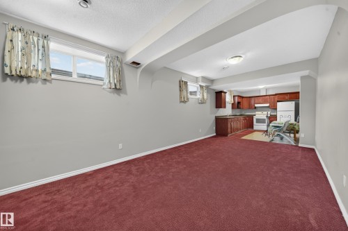 16423 61 Street Nw, Edmonton, AB 