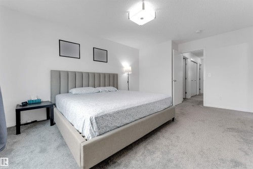 61 Springwood Way, Spruce Grove, AB - Indoor Photo Showing Bedroom