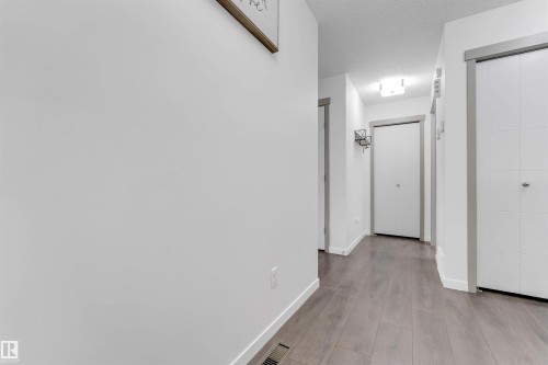 61 Springwood Way, Spruce Grove, AB - Indoor Photo Showing Other Room