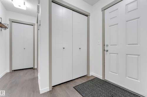 61 Springwood Way, Spruce Grove, AB - Indoor Photo Showing Other Room