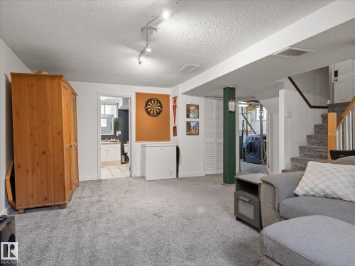 13507 110A Avenue Nw, Edmonton, AB 