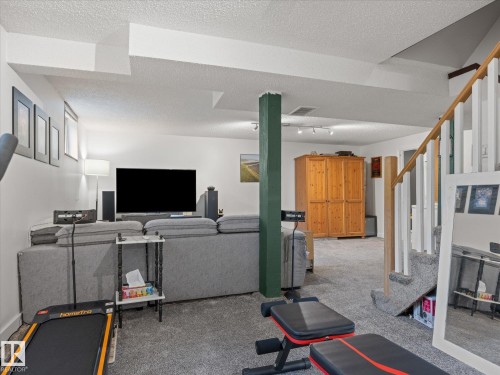 13507 110A Avenue Nw, Edmonton, AB 