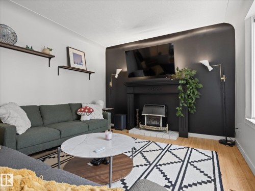 13507 110A Avenue Nw, Edmonton, AB 