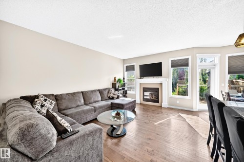 5633 175A Avenue Nw, Edmonton, AB 