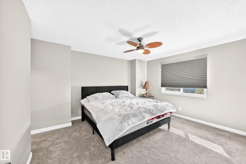 5633 175A Avenue Nw, Edmonton, AB 