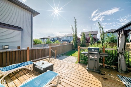 5633 175A Avenue Nw, Edmonton, AB 