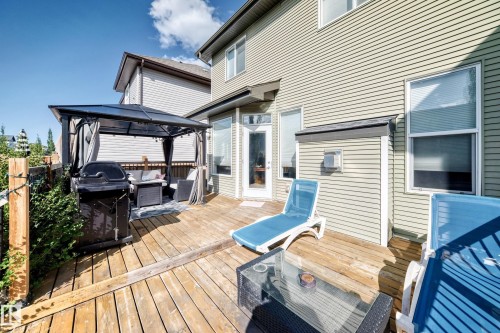 5633 175A Avenue Nw, Edmonton, AB 