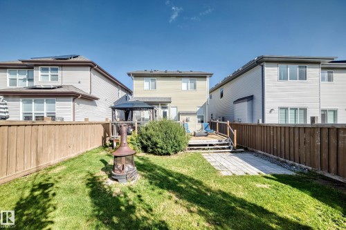 5633 175A Avenue Nw, Edmonton, AB 