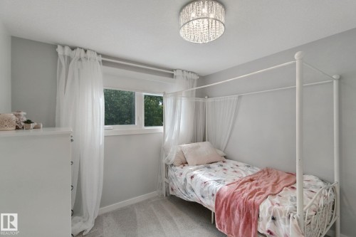 Recessed window featuring white trim - 5 Labelle Crescent, St. Albert, AB 