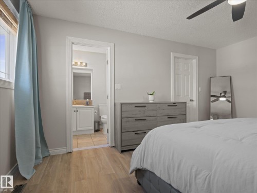 5213 162A Avenue Nw, Edmonton, AB 