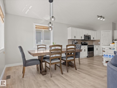 5213 162A Avenue Nw, Edmonton, AB 