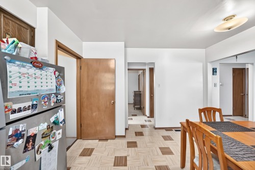 Image quality insufficient for description - 15703 84 Avenue Nw, Edmonton, AB - Indoor