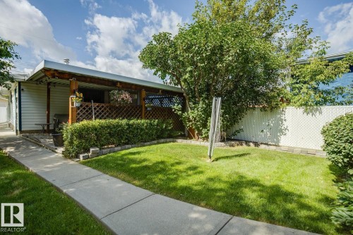 10522 151 Street Nw, Edmonton, AB 