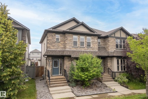 23 Greenbury Boulevard, Spruce Grove, AB - Outdoor With Facade