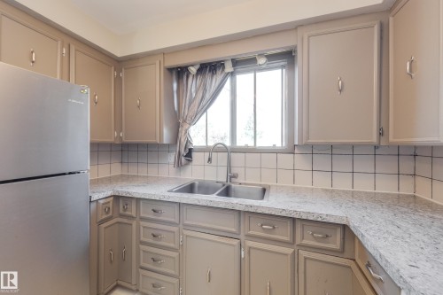 7312 82 Street Nw, Edmonton, AB 