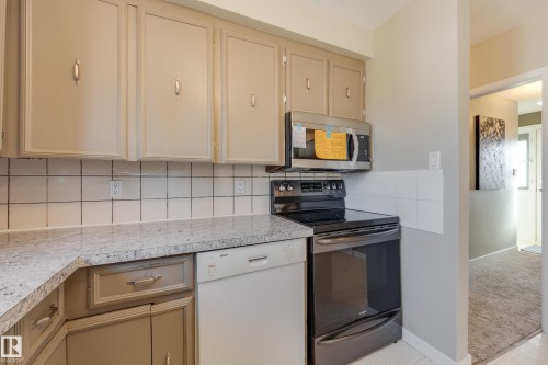 7312 82 Street Nw, Edmonton, AB 