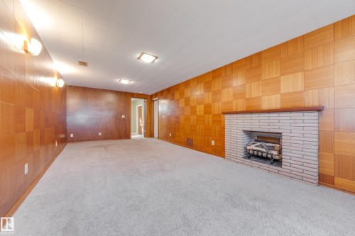 7312 82 Street Nw, Edmonton, AB 