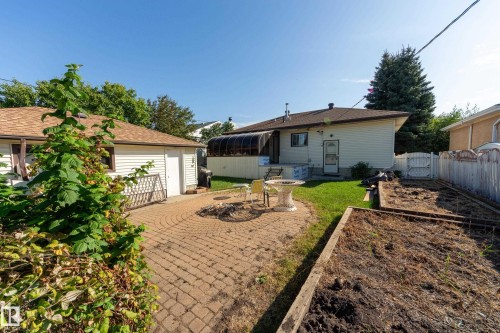 7312 82 Street Nw, Edmonton, AB 