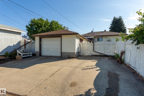 7312 82 Street Nw, Edmonton, AB 