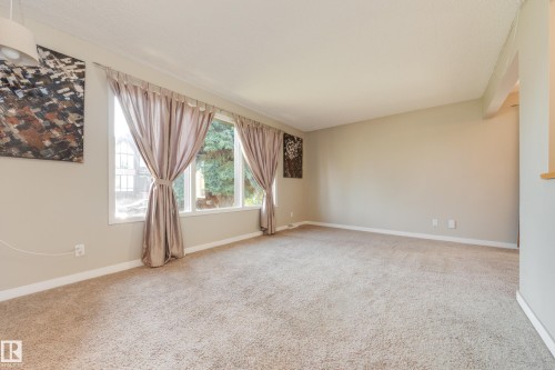 7312 82 Street Nw, Edmonton, AB 