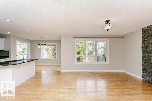 8018 3 Avenue Sw, Edmonton, AB 