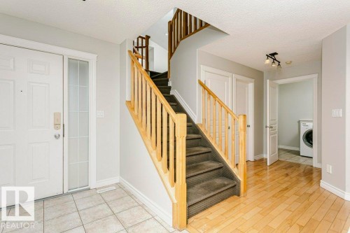 8018 3 Avenue Sw, Edmonton, AB 