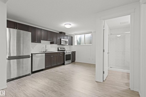 915 177 Street Sw, Edmonton, AB 