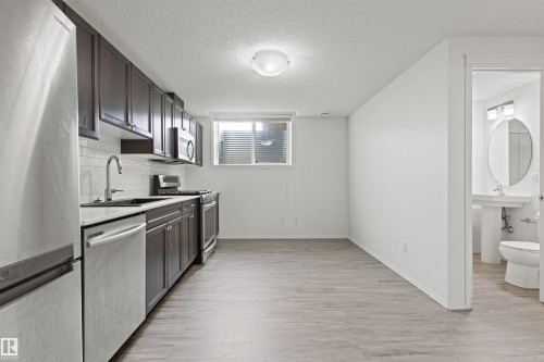 915 177 Street Sw, Edmonton, AB 