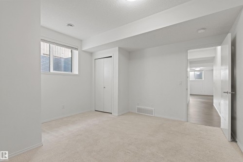 915 177 Street Sw, Edmonton, AB 