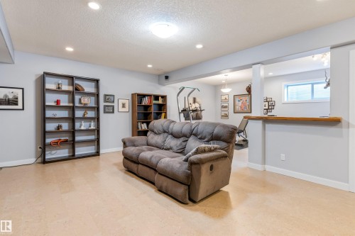 #10 841 156 St Nw, Edmonton, AB 