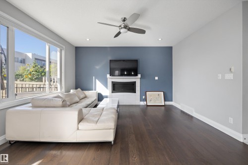 17355 11 Avenue Sw, Edmonton, AB 