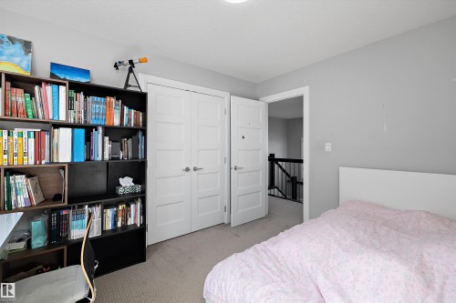 17355 11 Avenue Sw, Edmonton, AB 