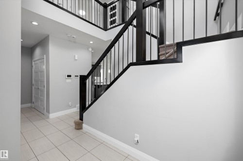 17355 11 Avenue Sw, Edmonton, AB 