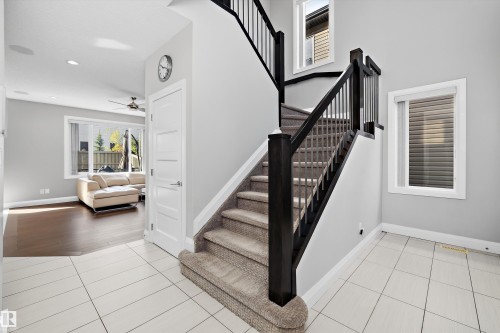 17355 11 Avenue Sw, Edmonton, AB 