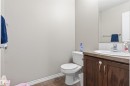 1608 65 Street Sw, Edmonton, AB  - Indoor Photo Showing Bathroom 