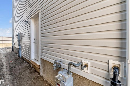 4610 72 Avenue, Beaumont, AB - Outdoor With Exterior