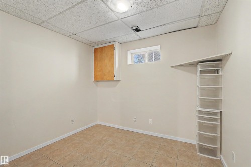 4233 116 Avenue Nw, Edmonton, AB 