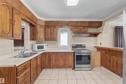 4233 116 Avenue Nw, Edmonton, AB 