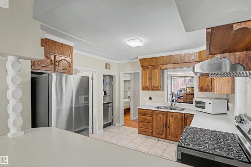 4233 116 Avenue Nw, Edmonton, AB 