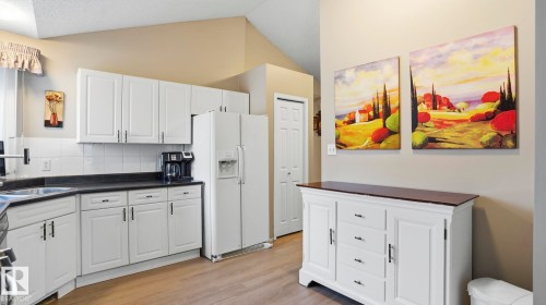 11249 12 Avenue Nw, Edmonton, AB 