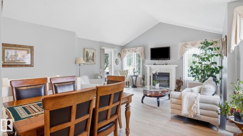 11249 12 Avenue Nw, Edmonton, AB 